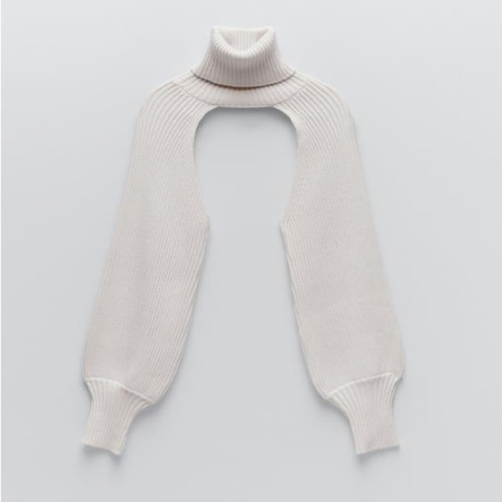 ZARA Trendy Turtleneck Sweater Shrug